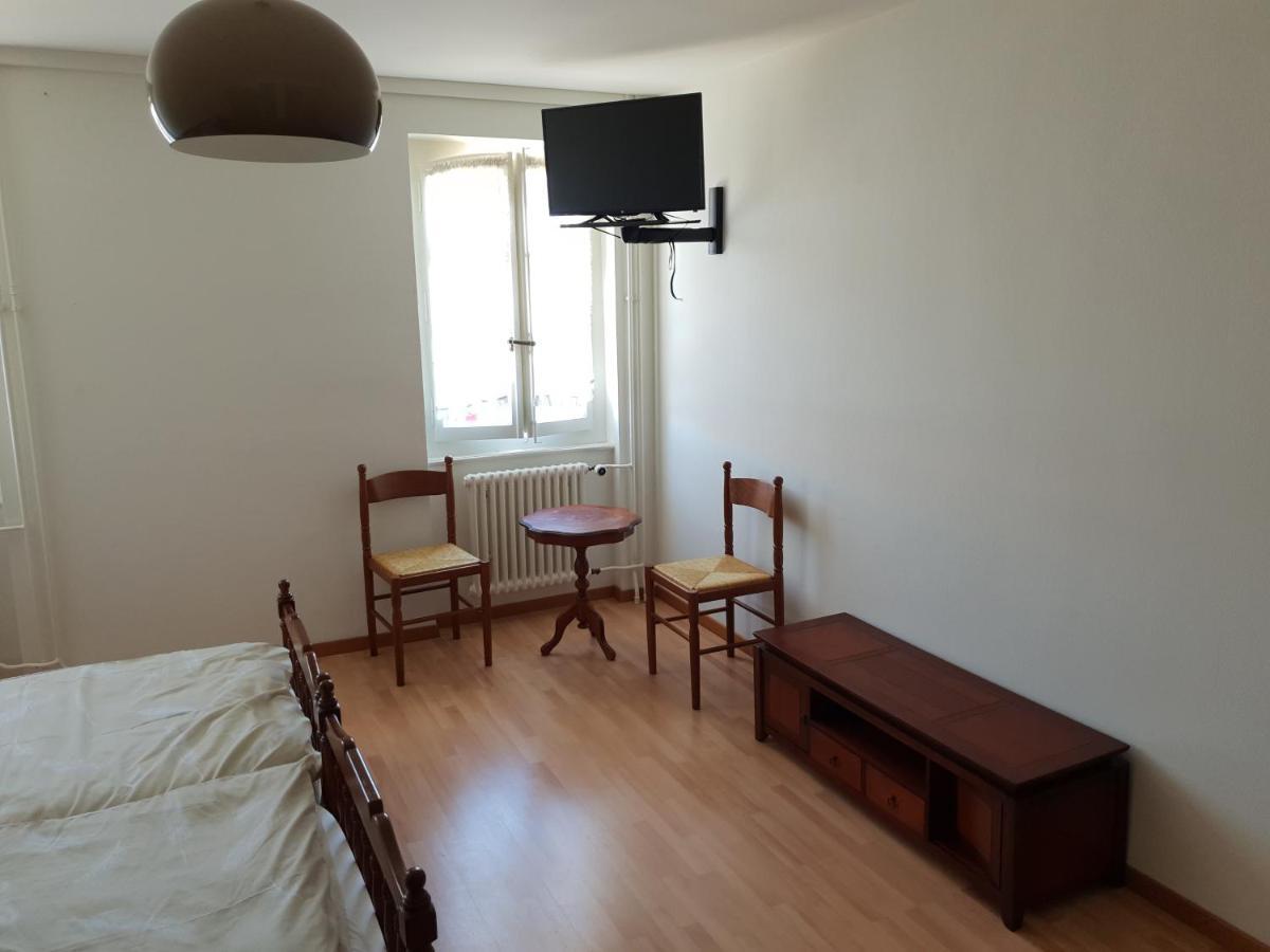 Auberge De Ballens Ngoại thất bức ảnh