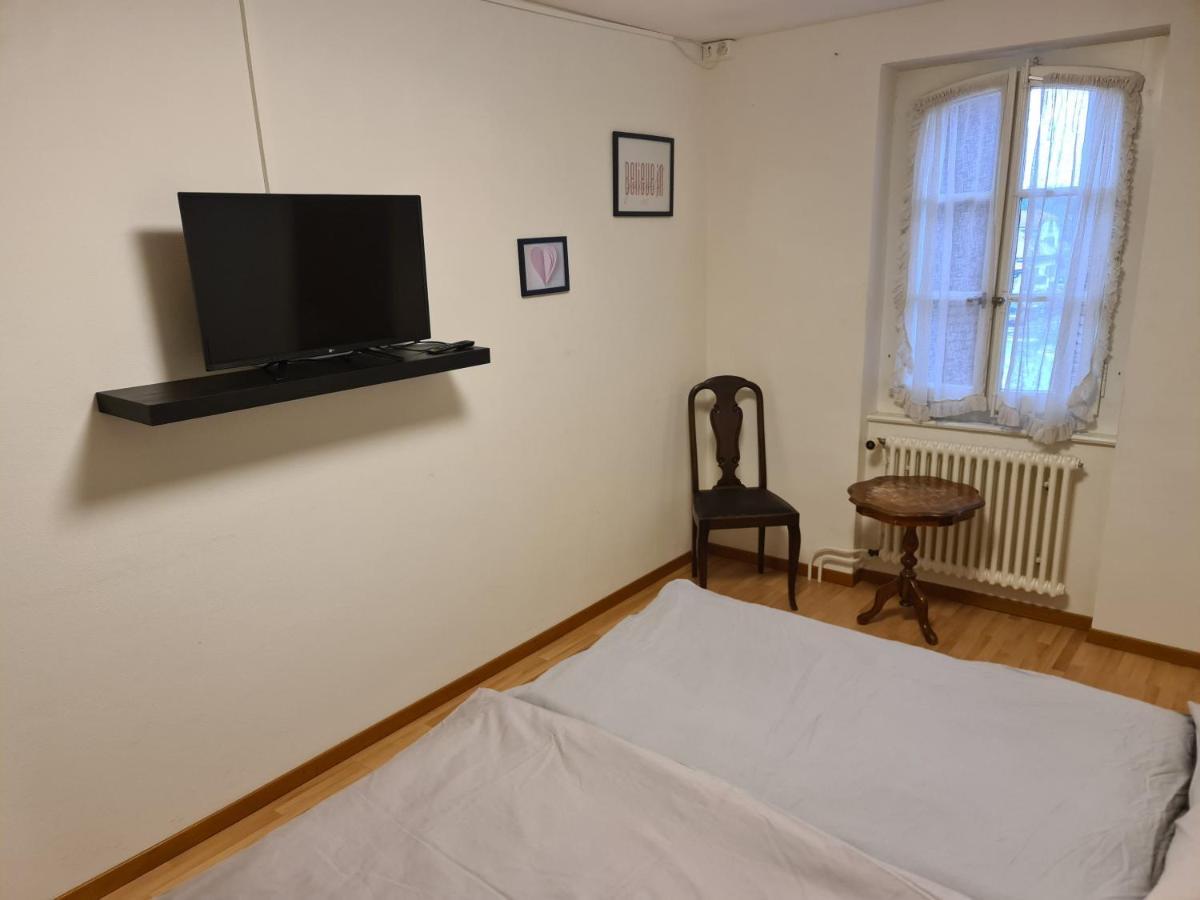 Auberge De Ballens Ngoại thất bức ảnh