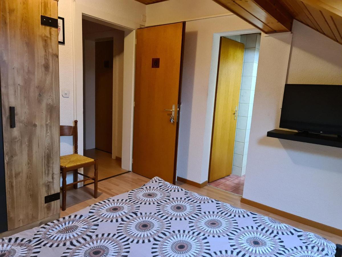 Auberge De Ballens Ngoại thất bức ảnh