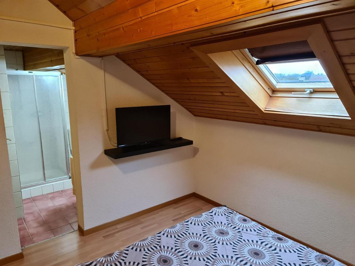 Auberge De Ballens Ngoại thất bức ảnh